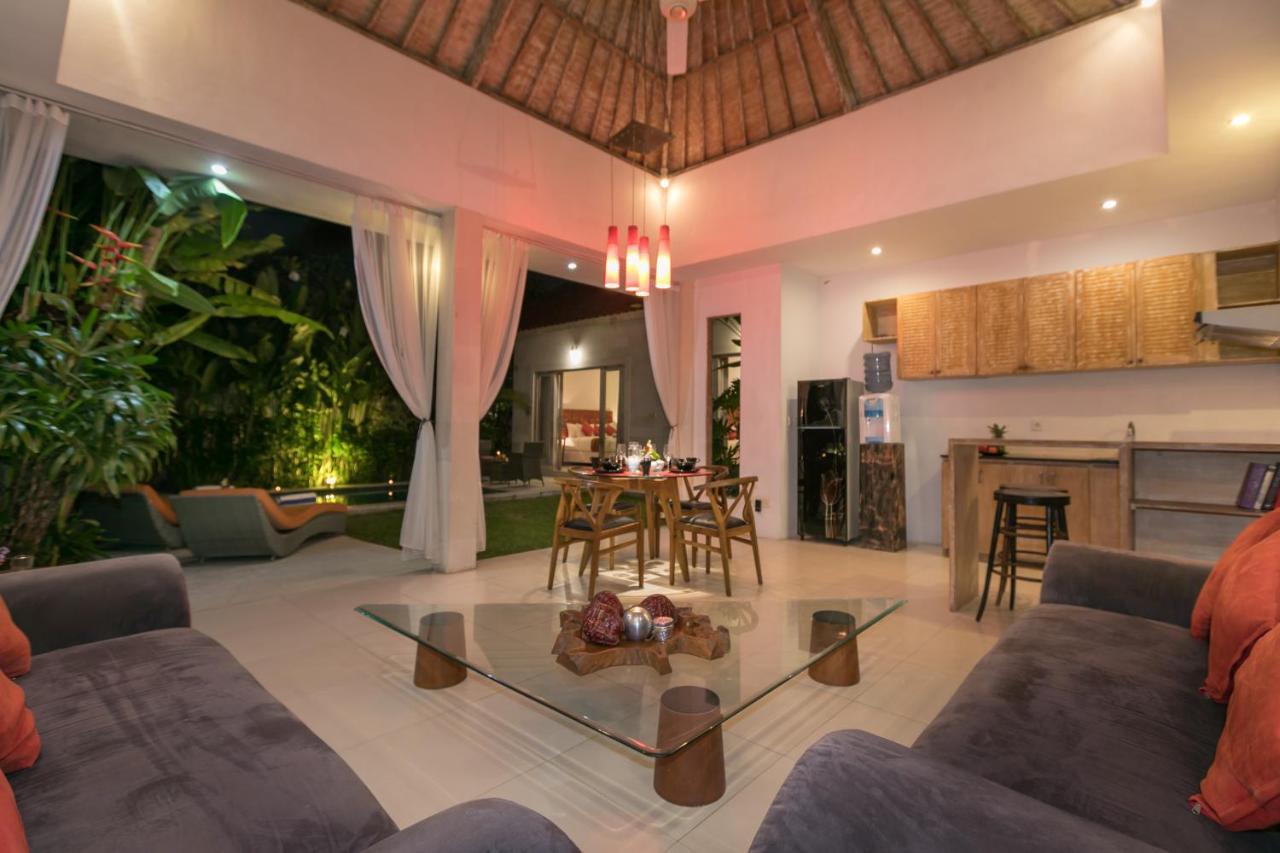 Villa Briana Seminyak By Villas R Us Zewnętrze zdjęcie