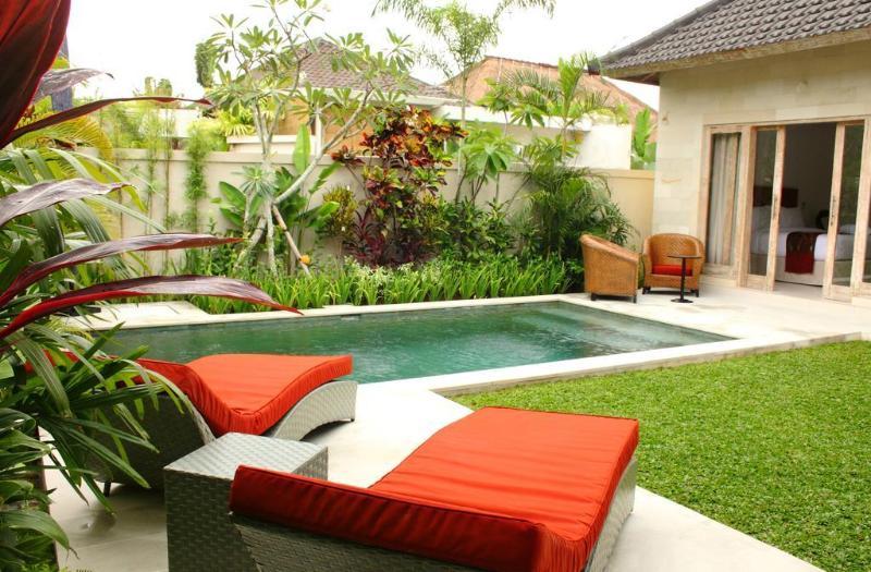 Villa Briana Seminyak By Villas R Us Zewnętrze zdjęcie